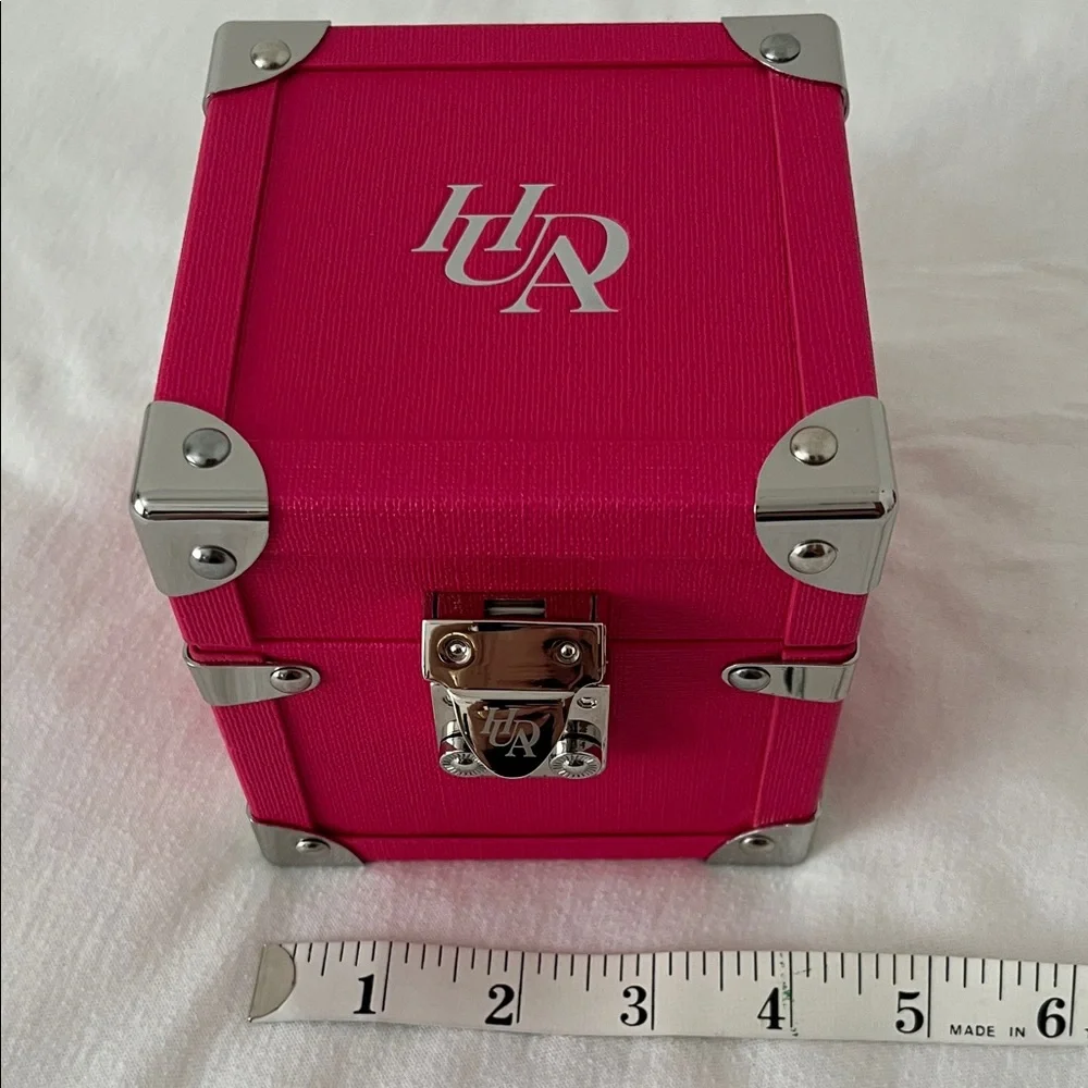 HUDA BEAUTY Hot Pink Mini Cosmetic Trunk - Picture 10 of 12